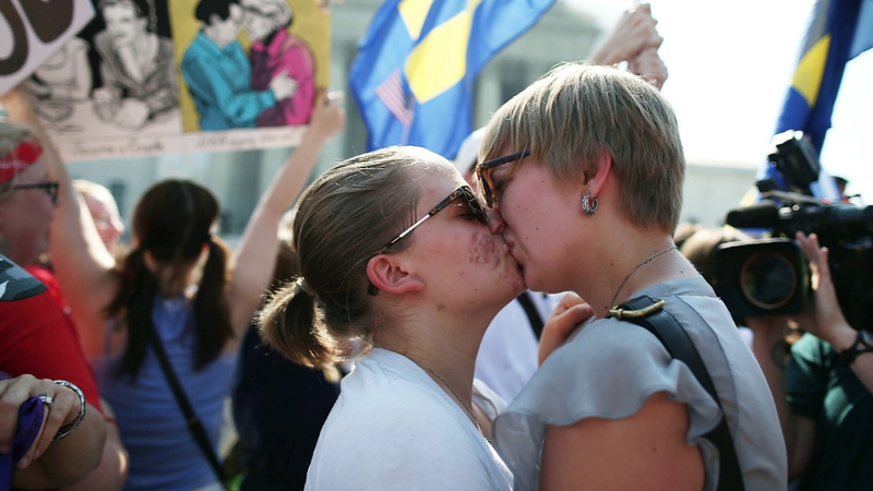 Illustration for article titled Emotional and Poignant Images From Today's DOMA & Prop 8 Celebrations